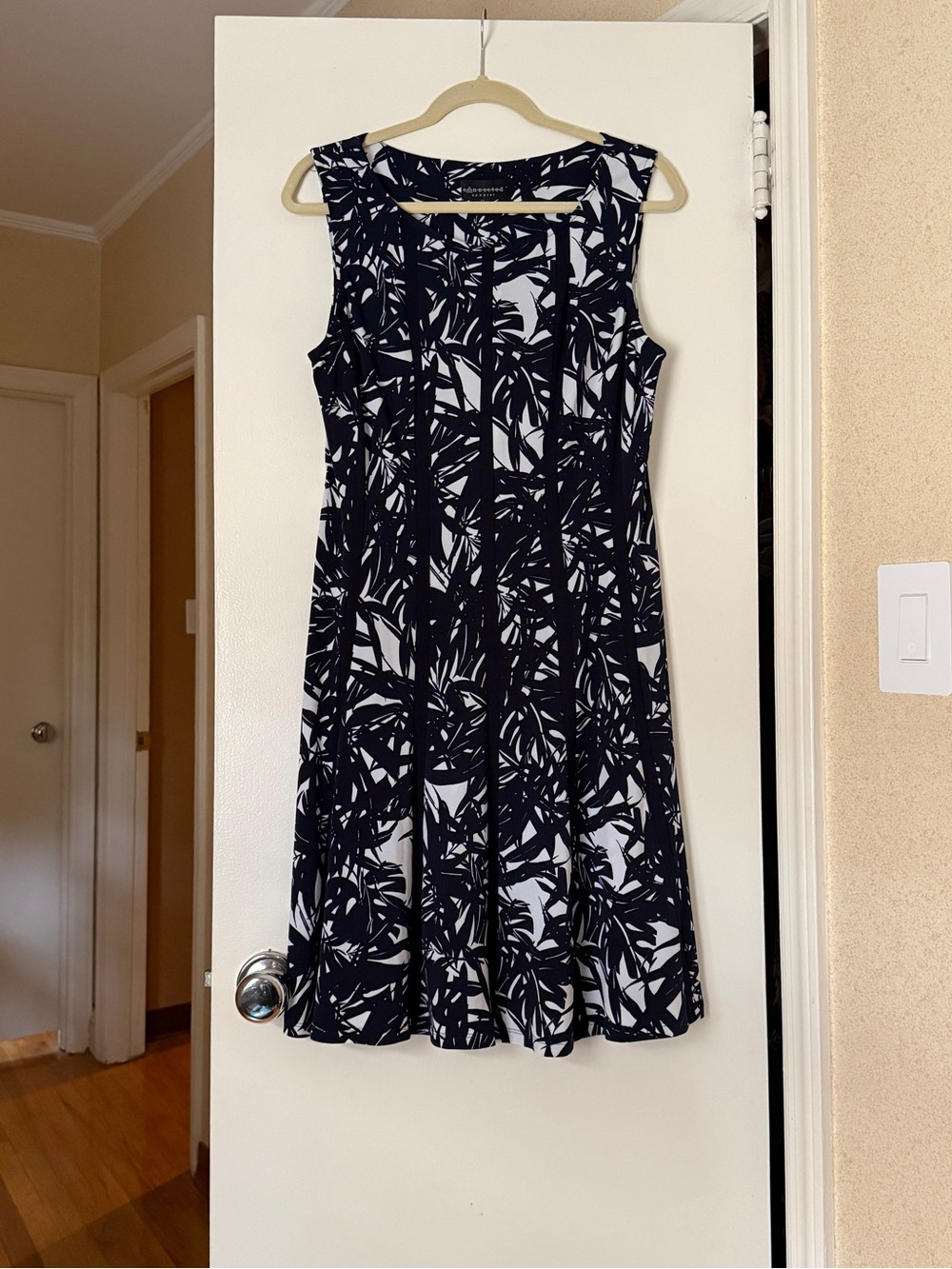 Connected Apparel Navy & White Tropical Palm Panel Midi Dress | size 12